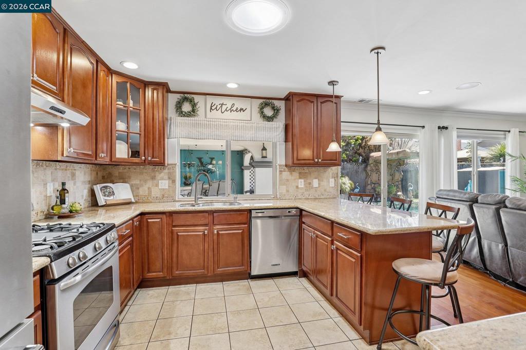 36874 Laurel St Property Photo 4