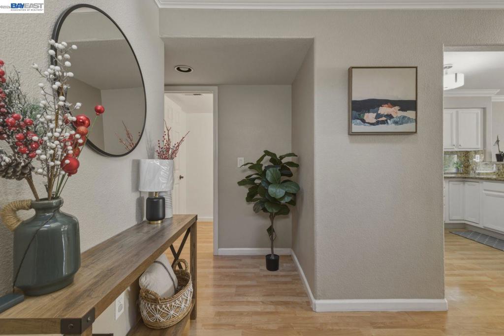 1130 Vista Pointe Cir Property Photo 4