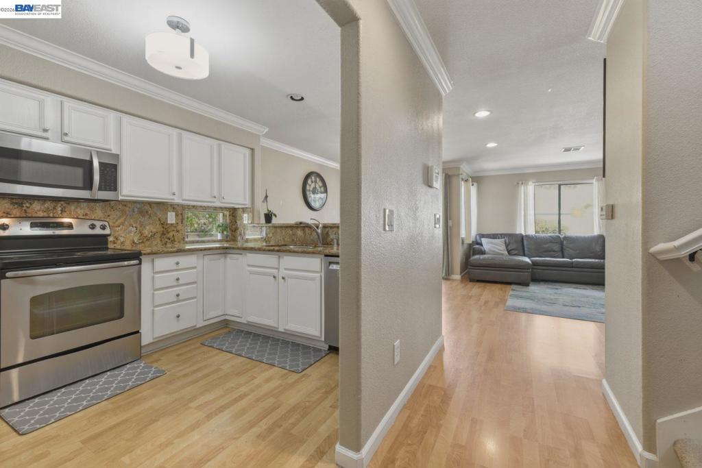 1130 Vista Pointe Cir Property Photo 6