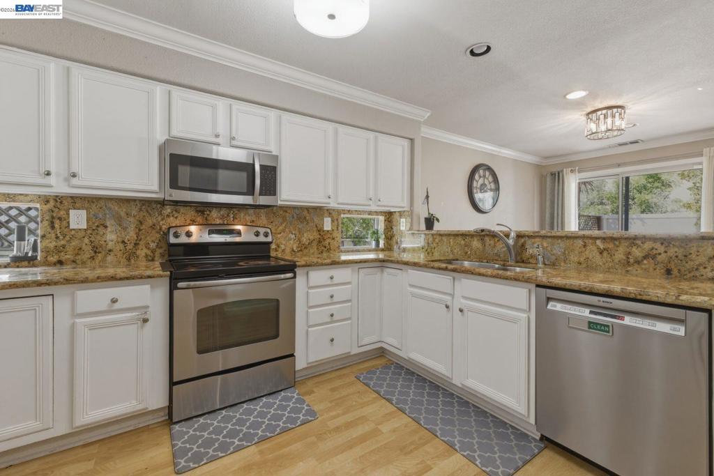 1130 Vista Pointe Cir Property Photo 15