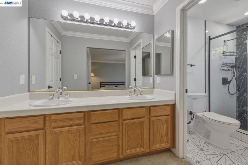 1130 Vista Pointe Cir Property Photo 29