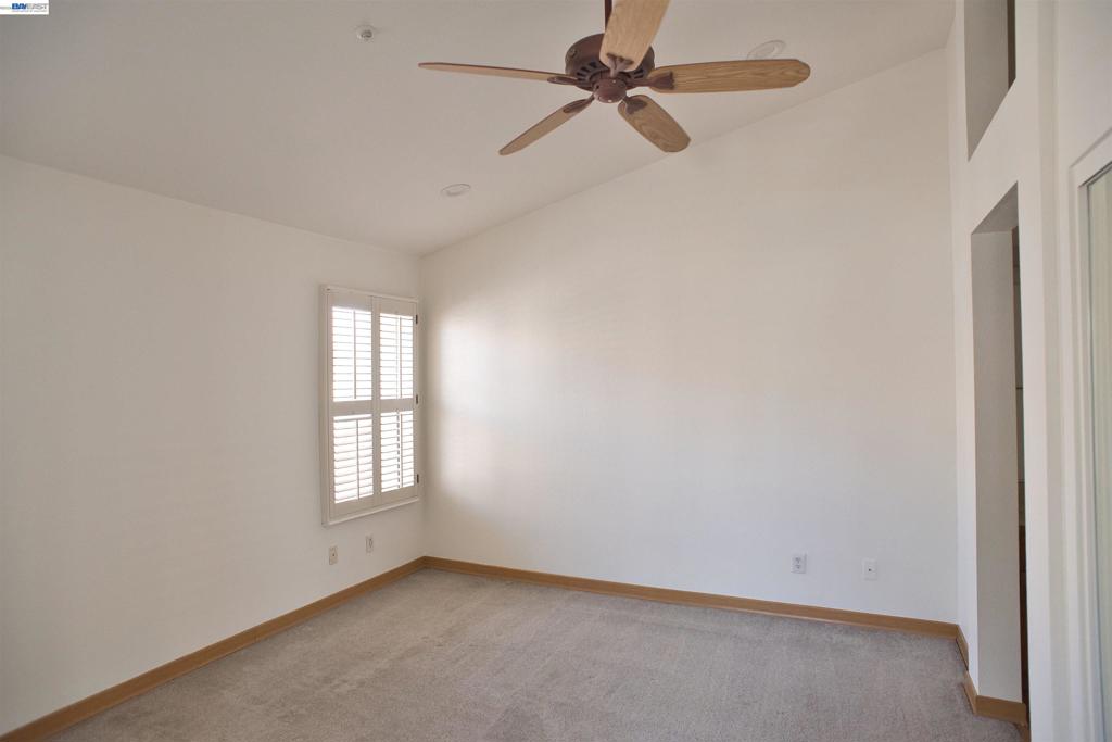2009 Swan St Property Photo 8