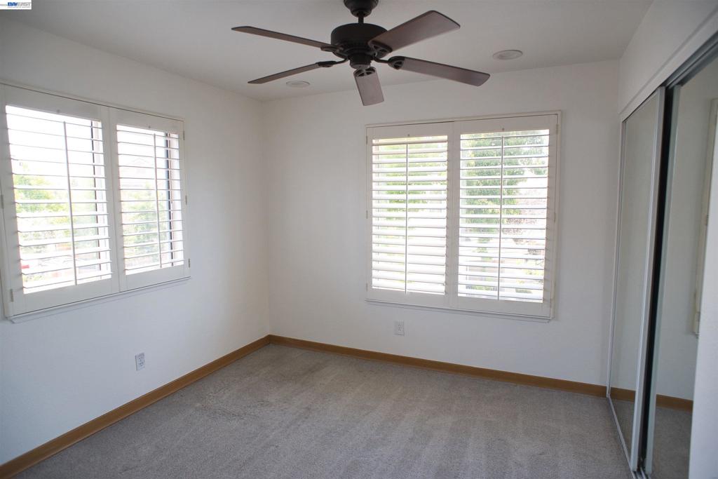 2009 Swan St Property Photo 11