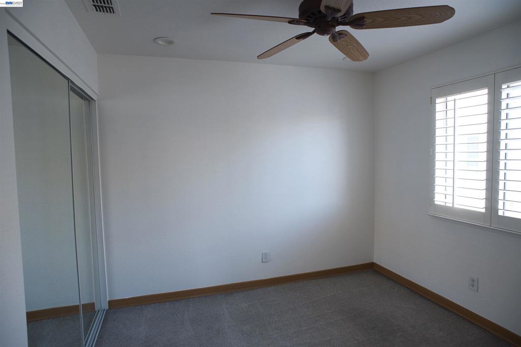 2009 Swan St Property Photo 12