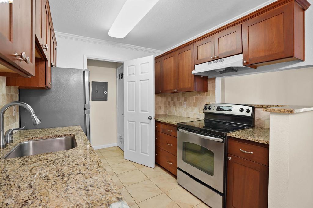 1505 Kirker Pass Rd 214 Property Photo 16