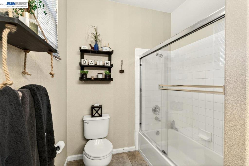 5762 Woodrose Way Property Photo 16