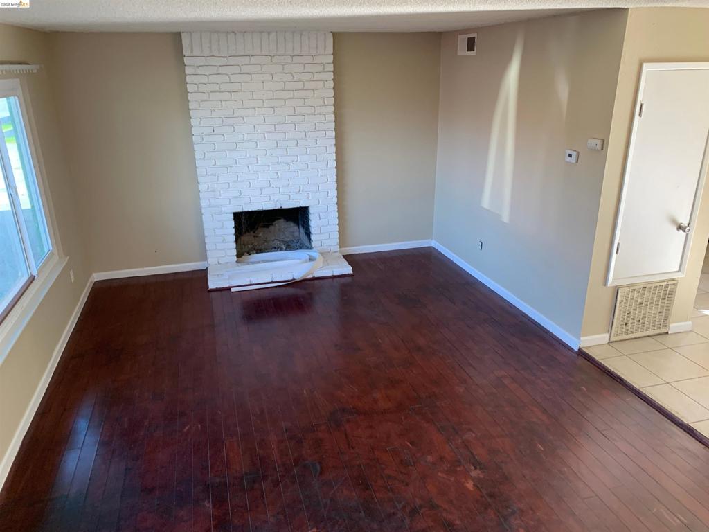 742 Ponce De Leon Ave Property Photo 4