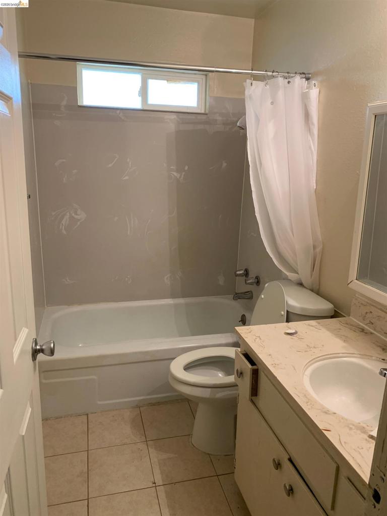 742 Ponce De Leon Ave Property Photo 8