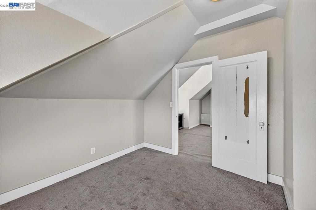 950 Loomis Ct Property Photo 30