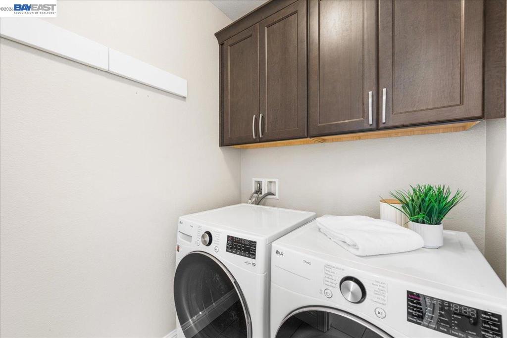 2707 Hollingbury Cmn Property Photo 33