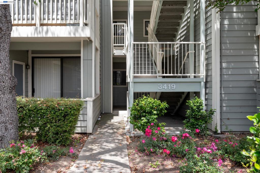 3419 Bridgewood Ter 102 Property Photo 17