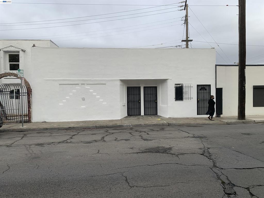 11070 San Leandro St. Property Photo 1