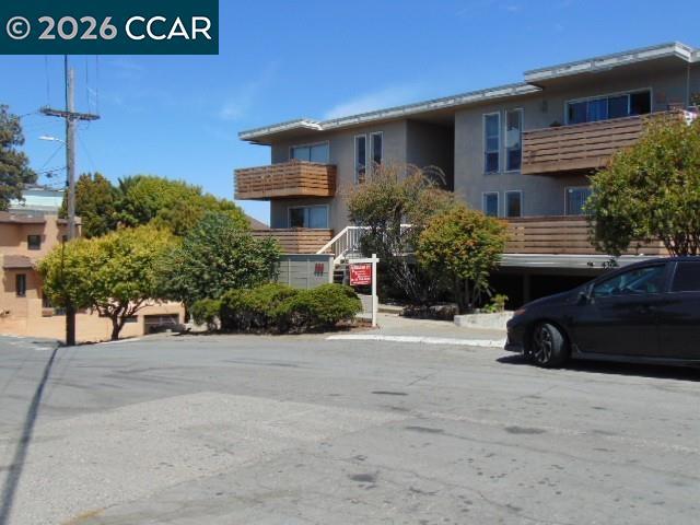 420 Golden Gate Ave Property Photo 1