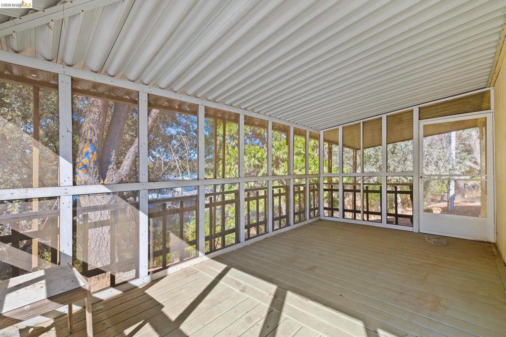 10956 Green St Property Photo 16