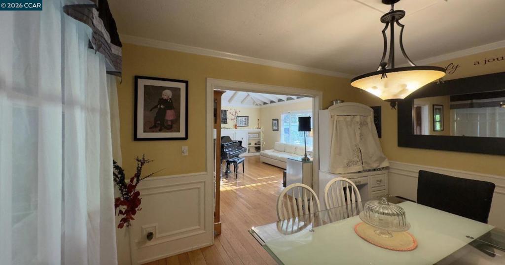 190 Alderwood Road Property Photo 6
