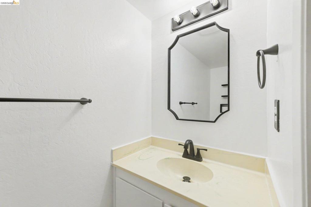 2502 Princeton Ln Property Photo 13
