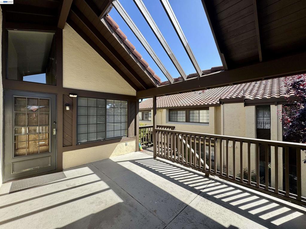 14382 Outrigger Dr Property Photo 1