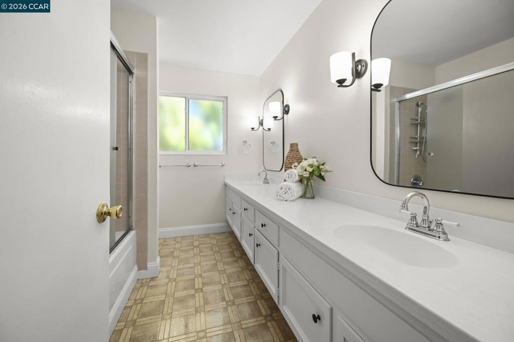 508 Amherst Ct. Property Photo 14