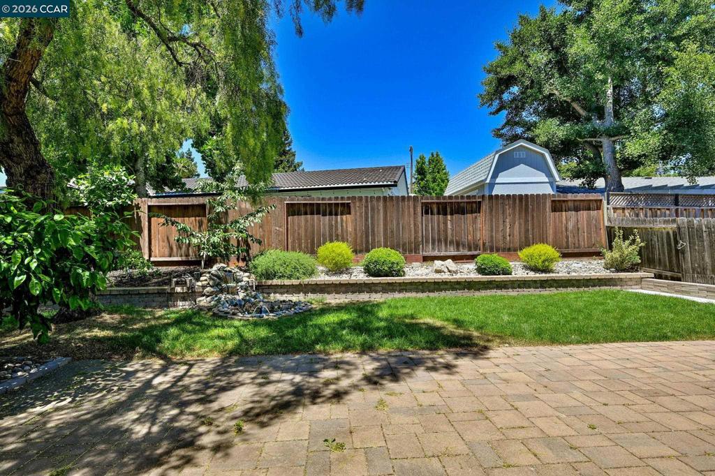 508 Amherst Ct. Property Photo 23