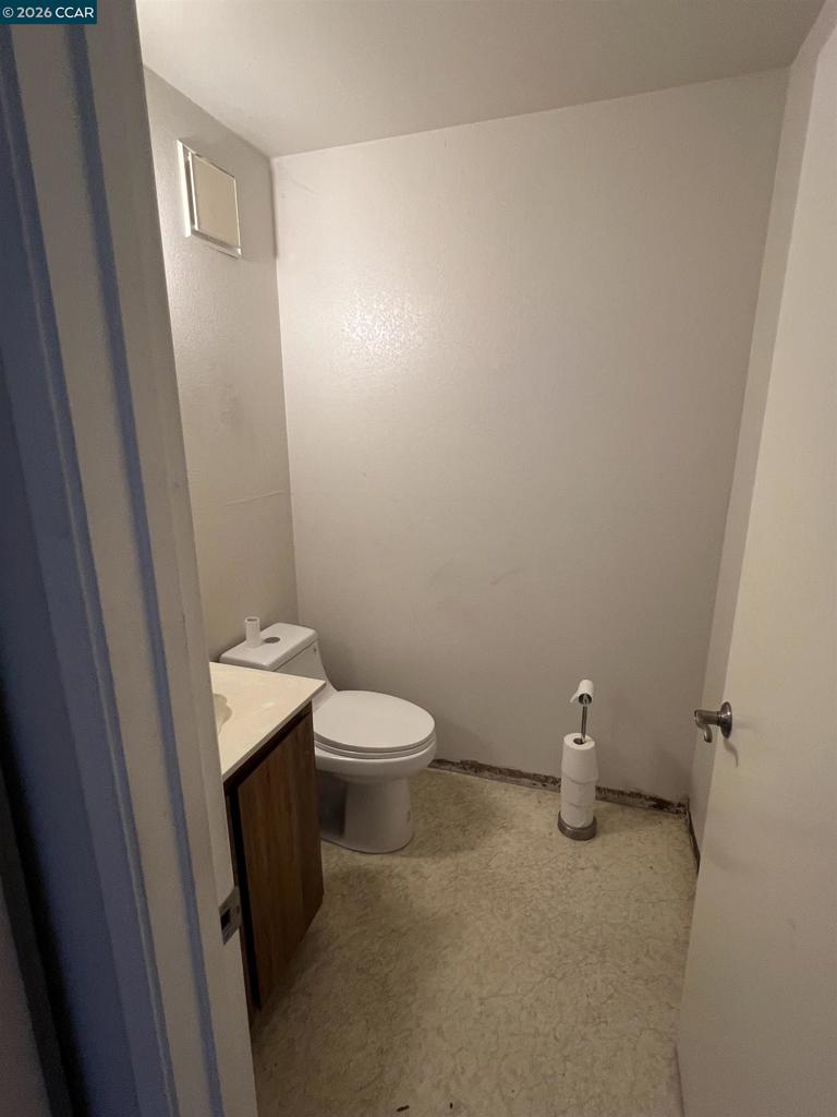 2 Tarn Ct Property Photo 2