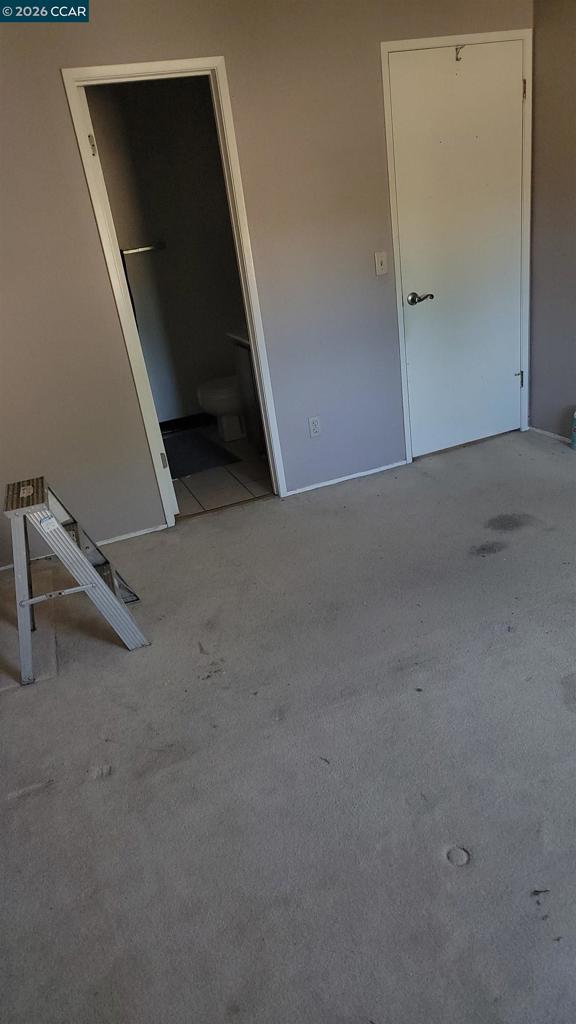 2 Tarn Ct Property Photo 11
