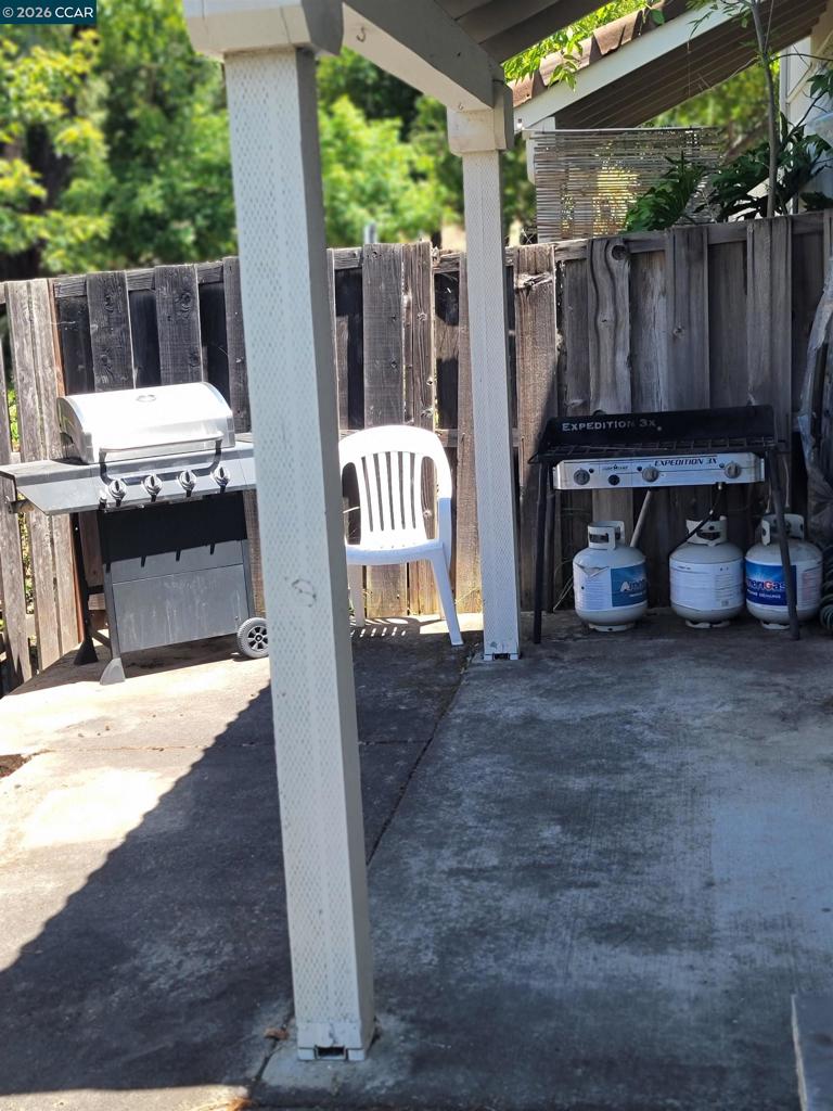 2 Tarn Ct Property Photo 19
