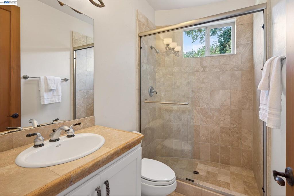 2529 Biltmore Dr Property Photo 34