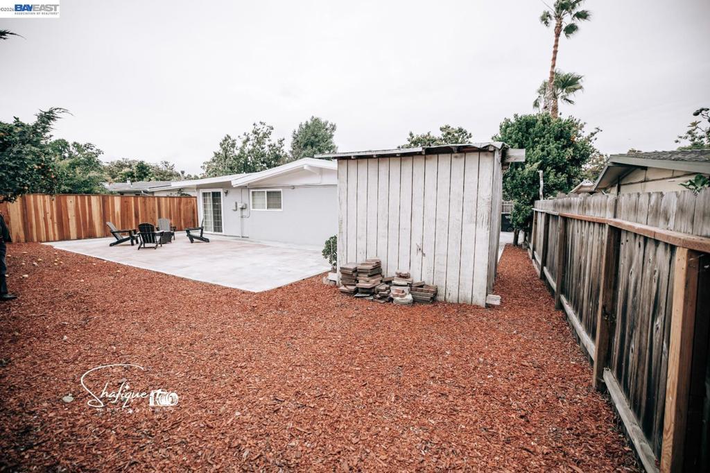 1029 Blazingwood Dr Property Photo 14