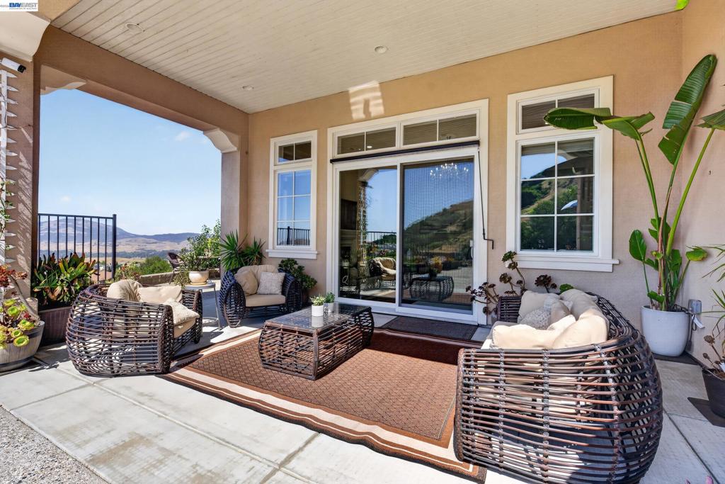 200 Cliffecastle Property Photo 68