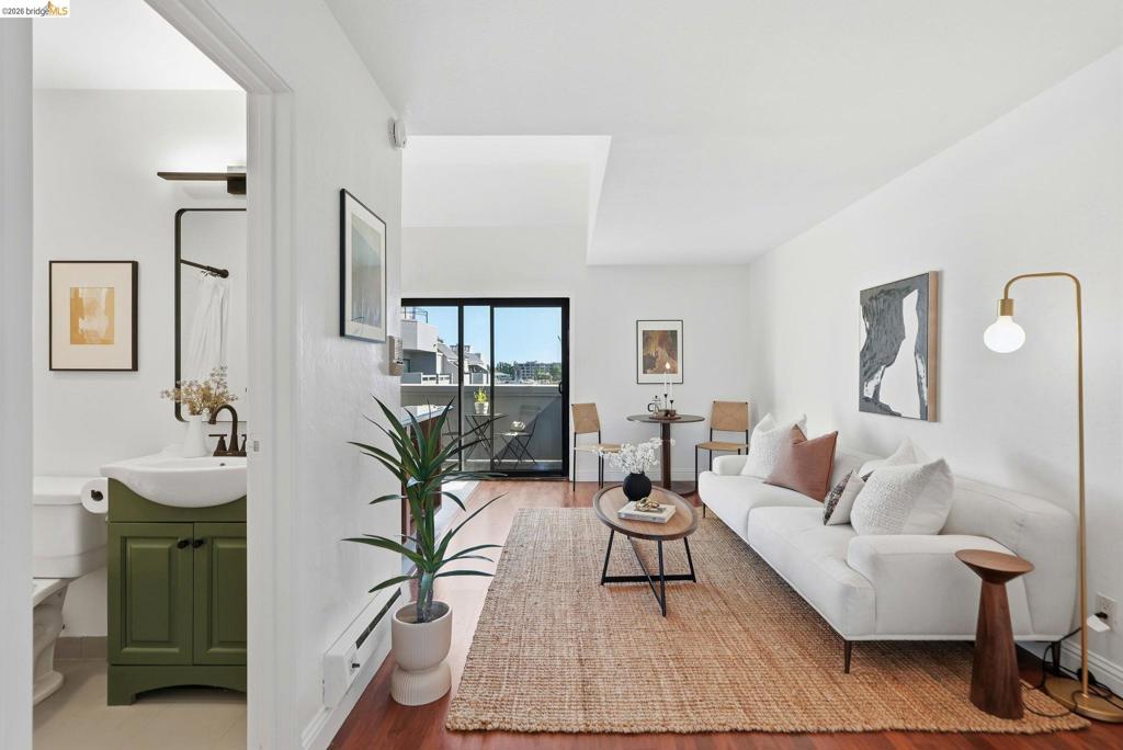 3 Embarcadero 338 Property Photo 1