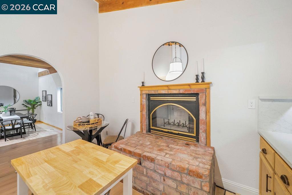 18103 La Verne Dr Property Photo 12