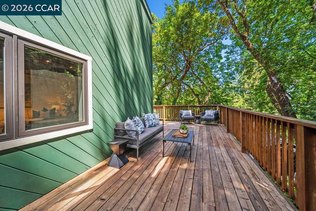 18103 La Verne Dr Property Photo 30