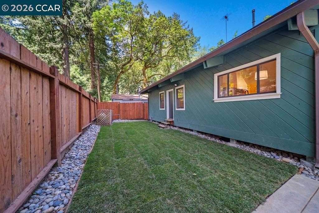 18103 La Verne Dr Property Photo 34