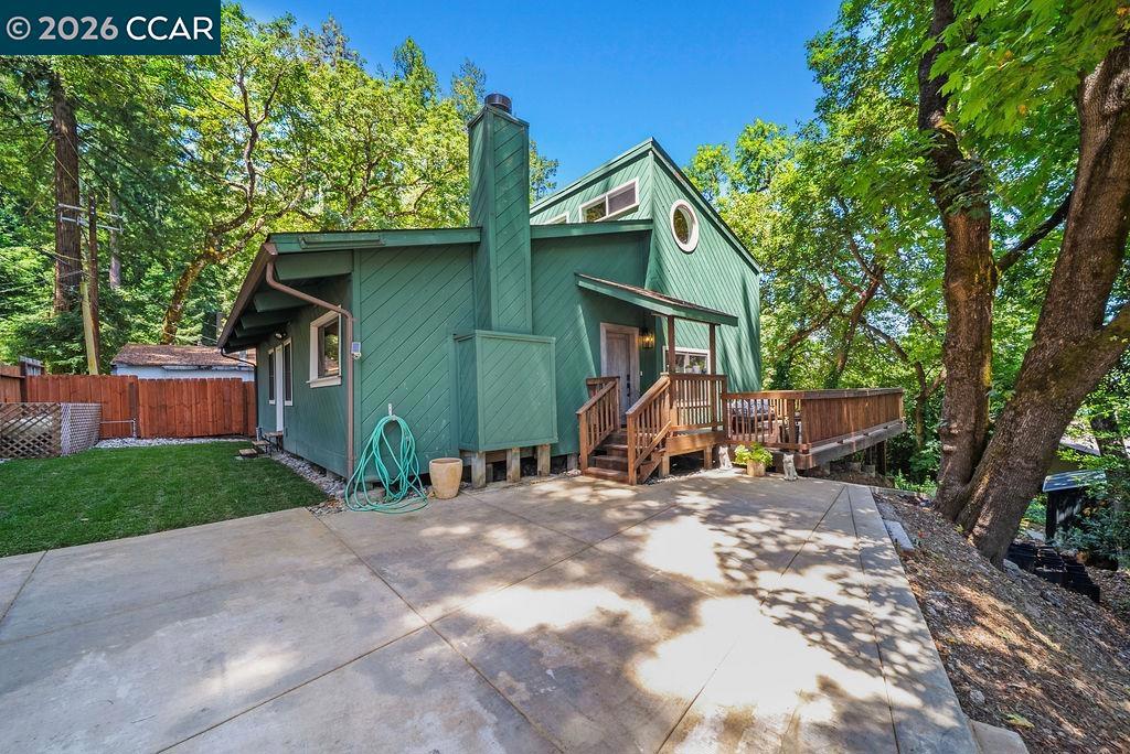 18103 La Verne Dr Property Photo 37