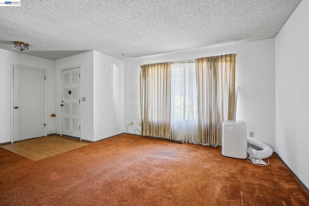 425 Coffield Ave Property Photo 7