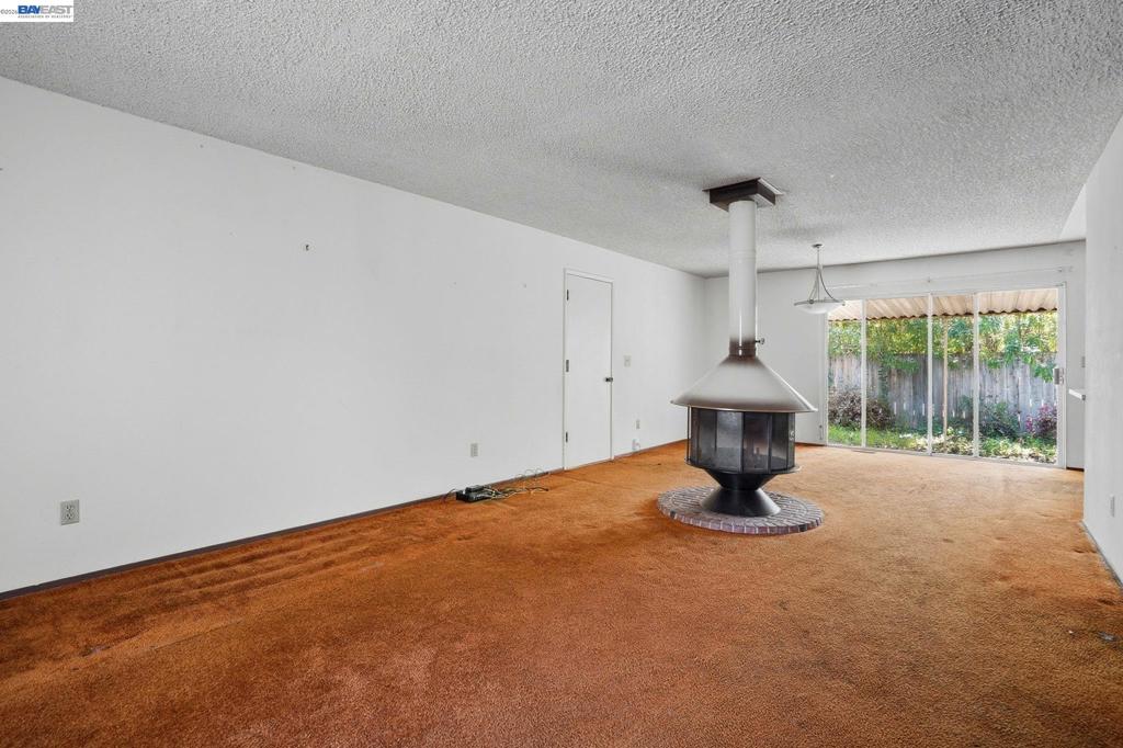 425 Coffield Ave Property Photo 8