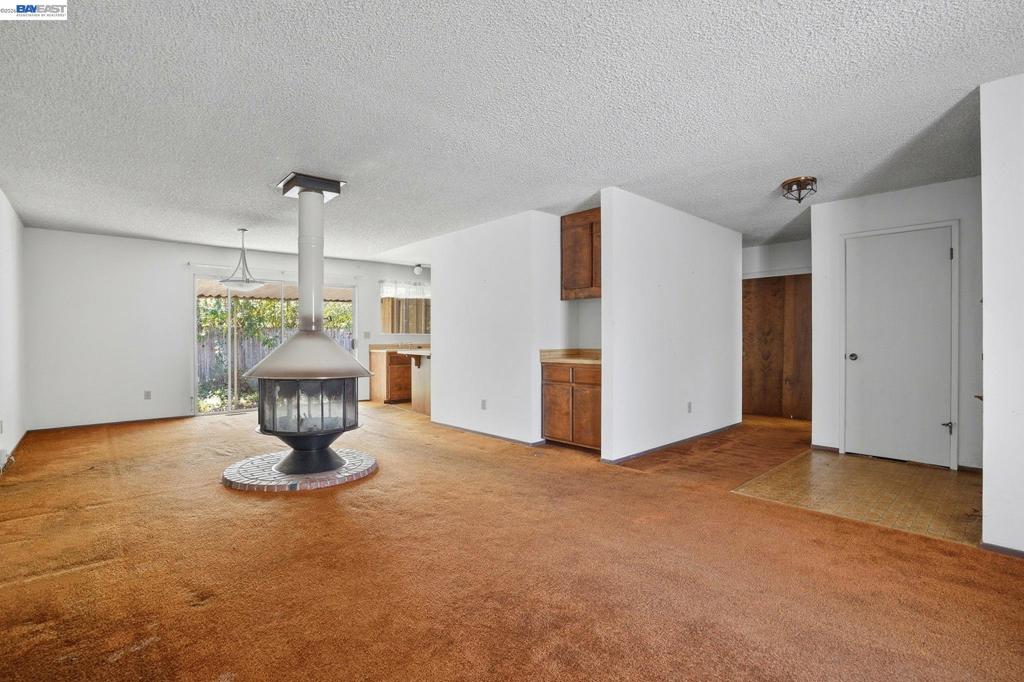 425 Coffield Ave Property Photo 9