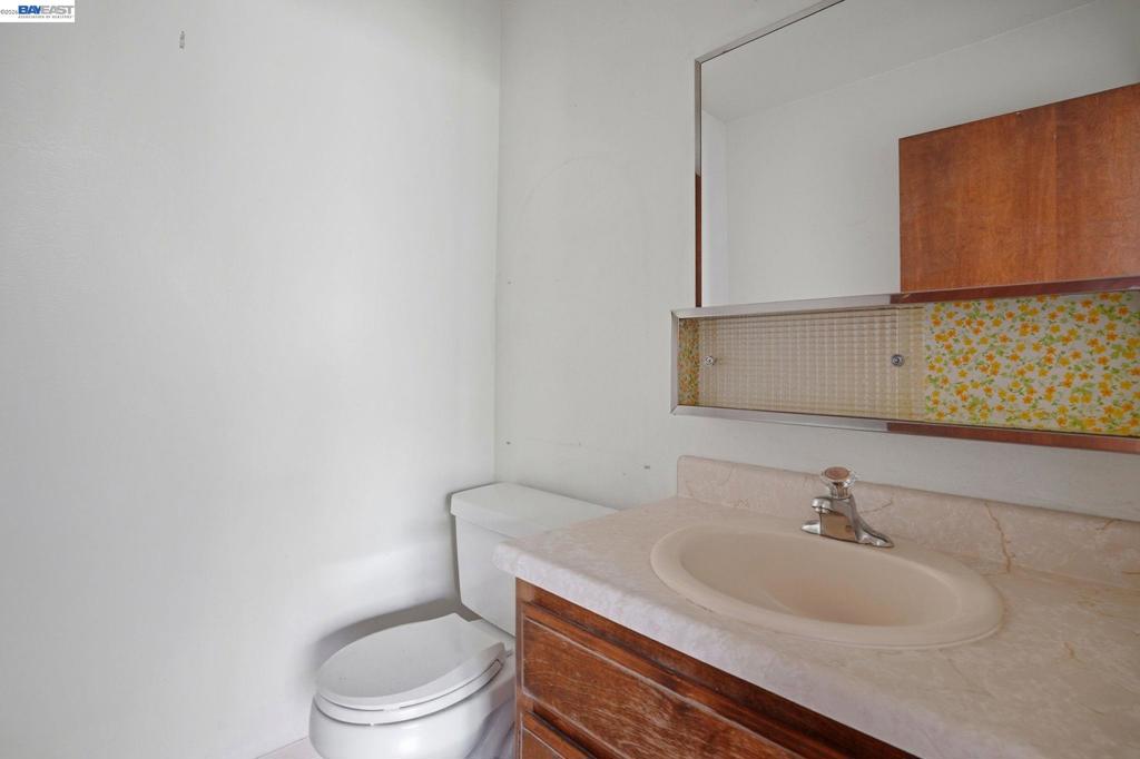 425 Coffield Ave Property Photo 21