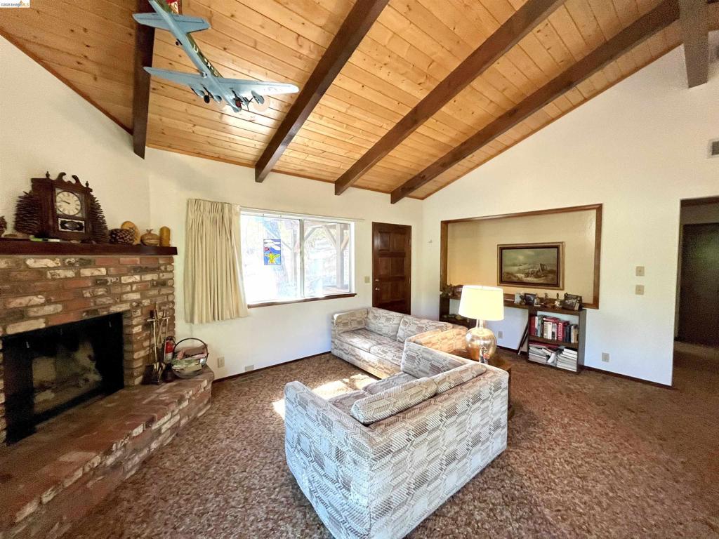 20872 Mckinley Way Property Photo 8