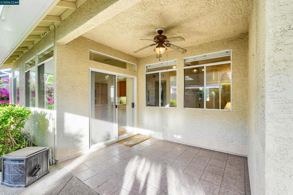287 Mandarin Cir Property Photo 38