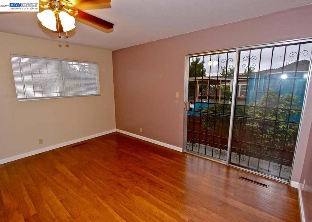 6909 Macarthur Blvd Property Photo 3
