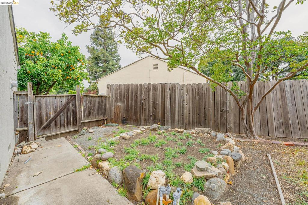 2465 Mountain View Dr Property Photo 39