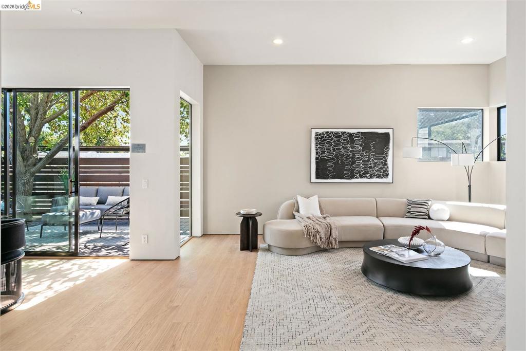 1406 San Pablo Ave A Property Photo 3