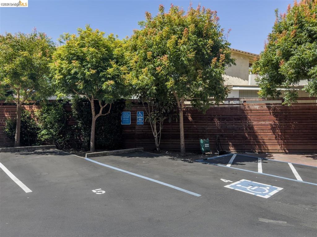 1406 San Pablo Ave A Property Photo 28