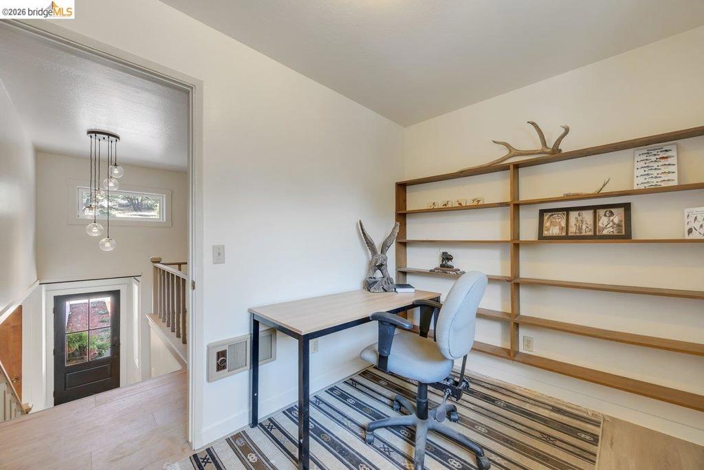 15311 Curtis Cir Property Photo 32