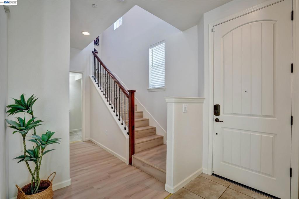 321 Cortona Way Property Photo 15
