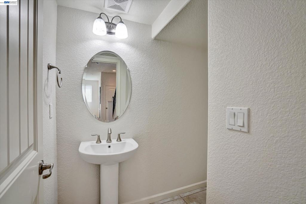 321 Cortona Way Property Photo 16