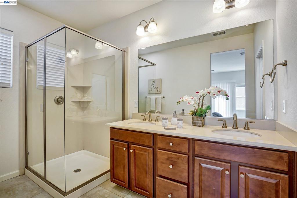321 Cortona Way Property Photo 31