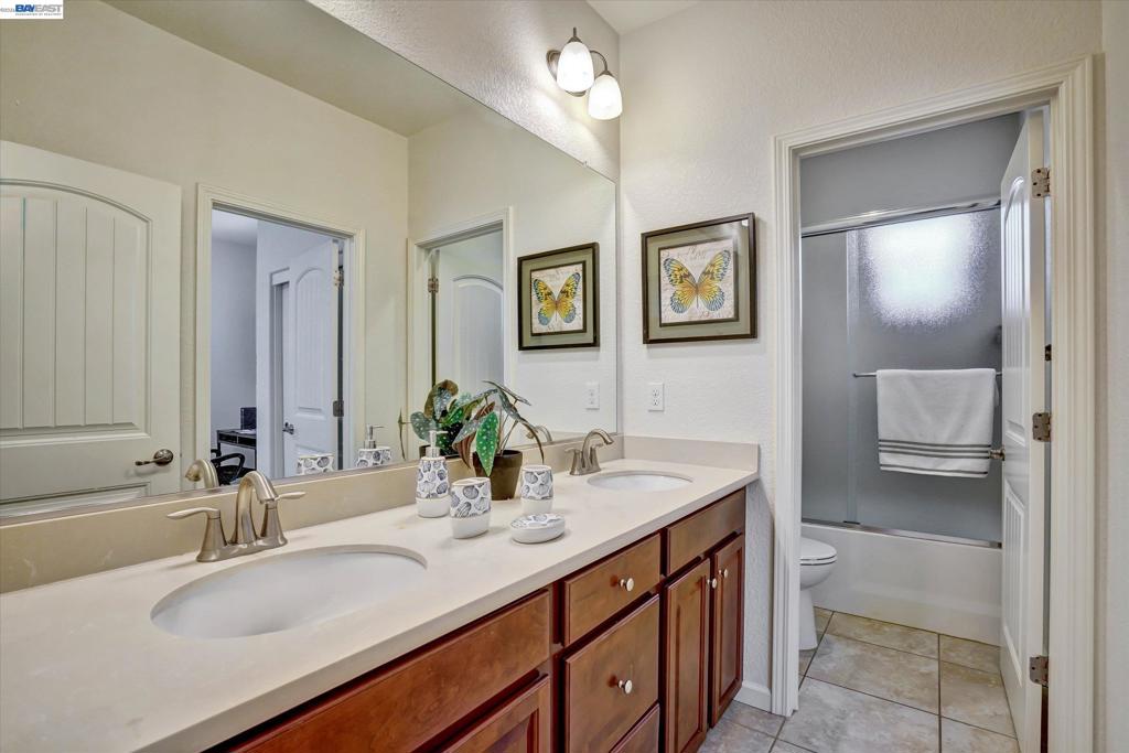 321 Cortona Way Property Photo 37