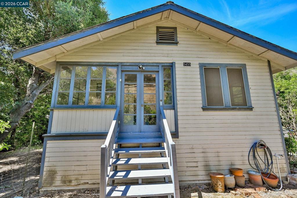 5455 Alhambra Valley Rd Property Photo 1